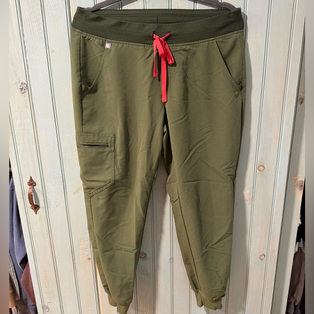 Figs jogger scrub pants